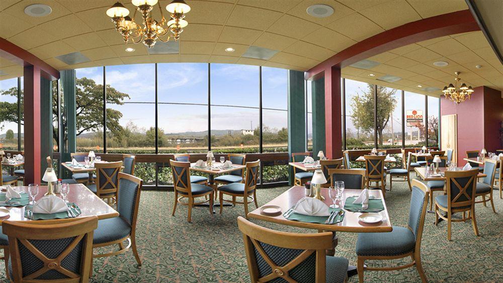 Red Lion Hotel Coos Bay Εξωτερικό φωτογραφία