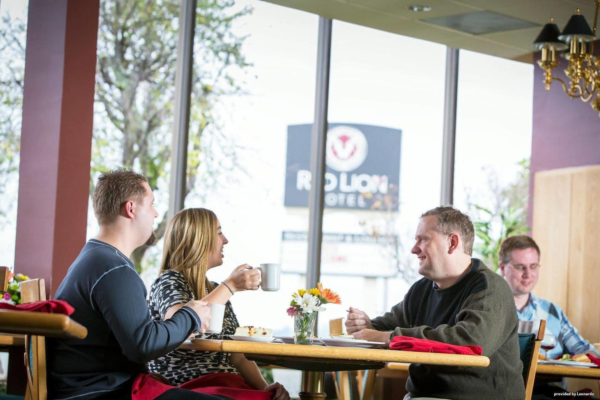 Red Lion Hotel Coos Bay Εξωτερικό φωτογραφία