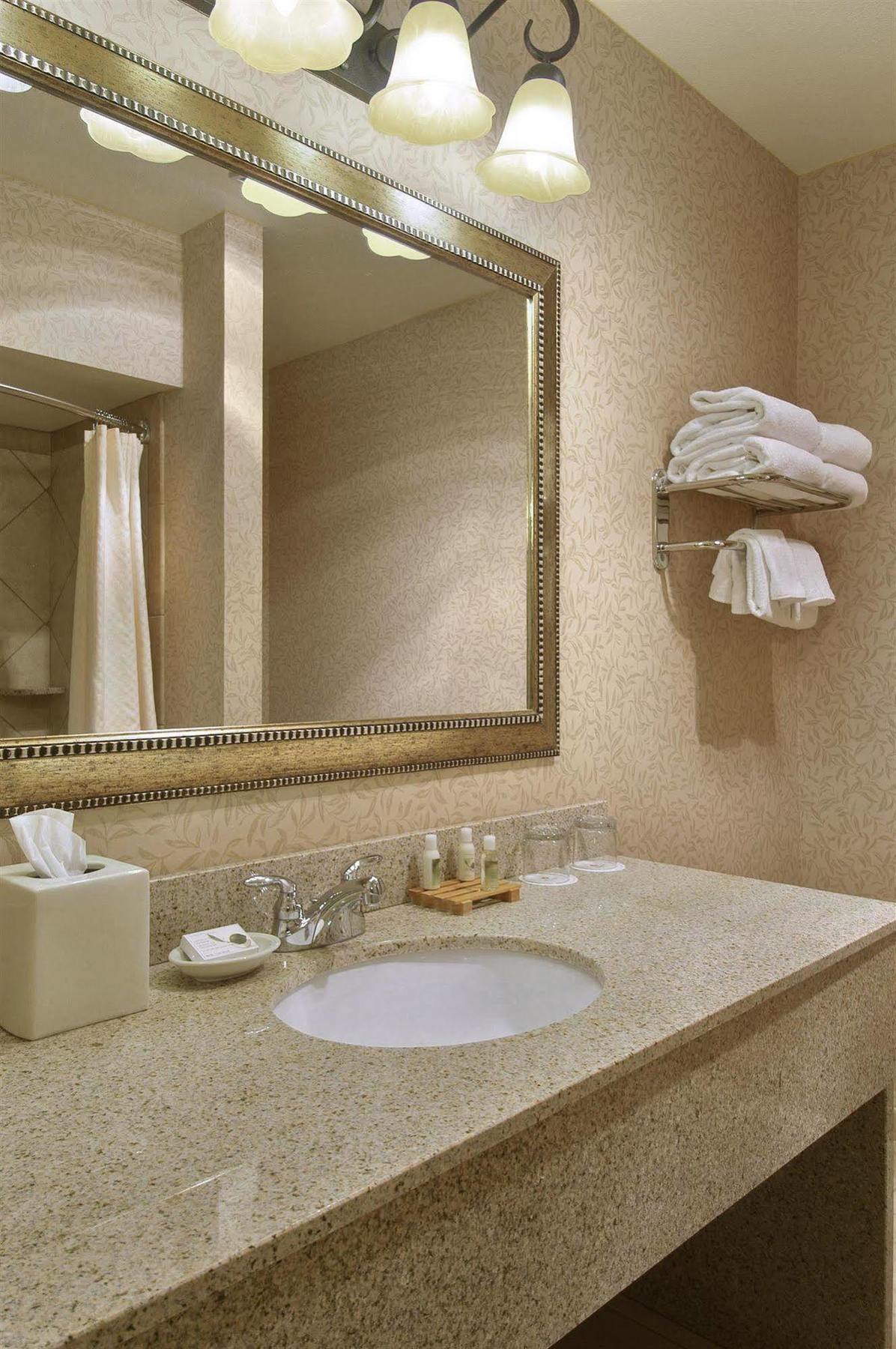 Red Lion Hotel Coos Bay Δωμάτιο φωτογραφία